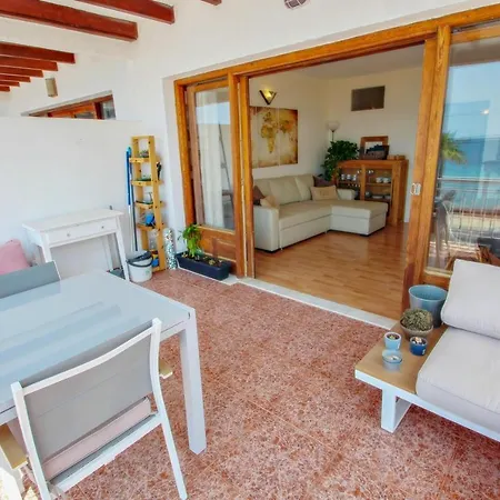 アパート La Playita - Beachfront With Stunning Ocean View In *